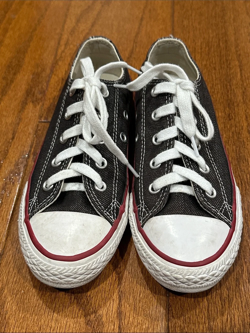 Converse classic low